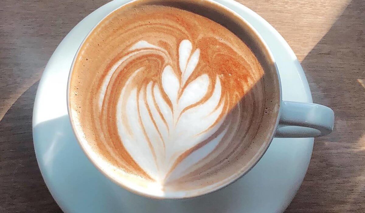 cappuccino tisch